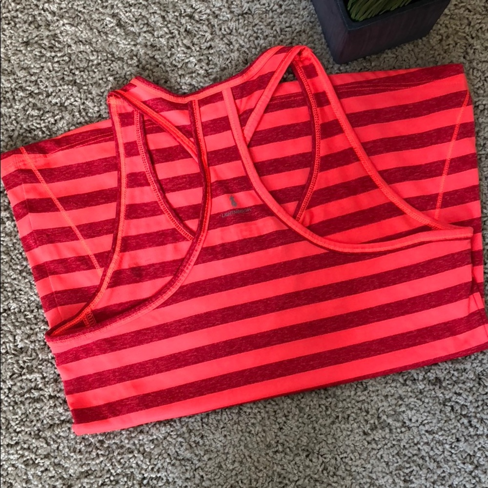 🕺 3 for $25 🕺New Balance Lightning Dry Tank - Picture 2 of 5